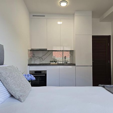 Adriatic Apartments Budva Exterior photo
