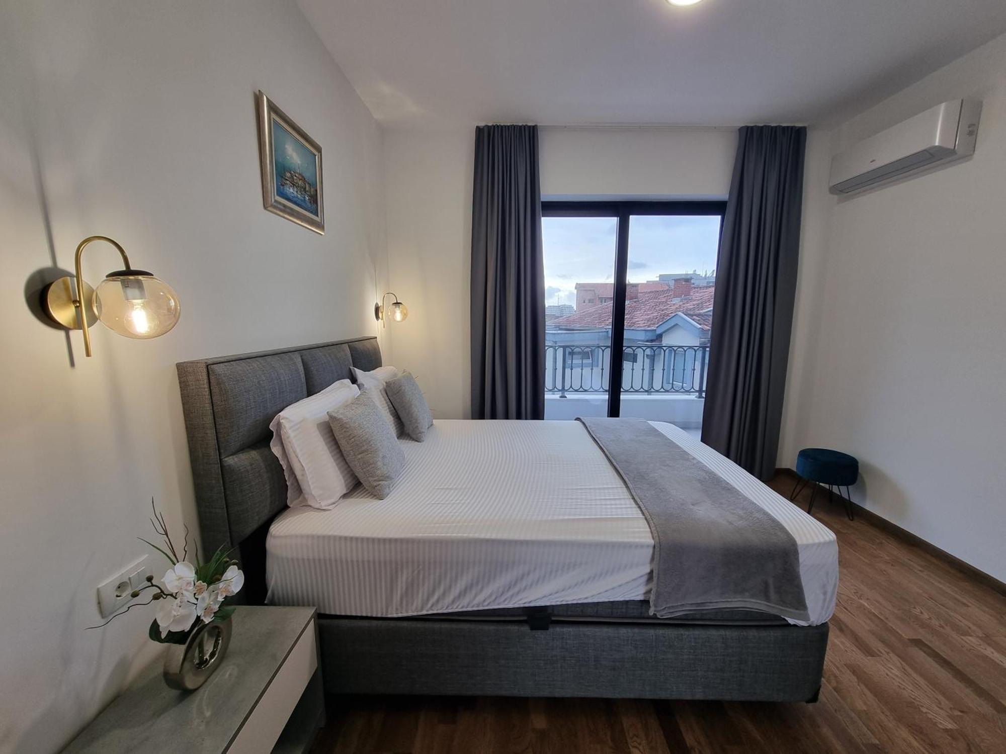 Adriatic Apartments Budva Exterior photo